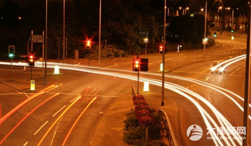 非法改装飙车炸街怎么处罚多少钱？