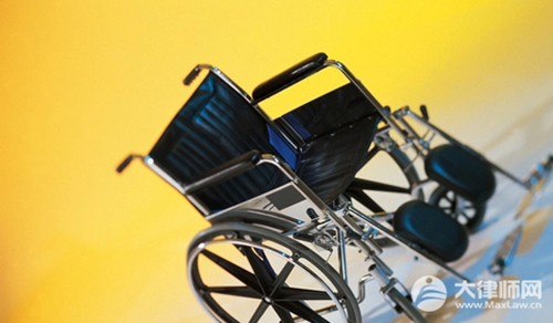 因视力矫正副作用自杀家属可以要求医院赔偿吗？