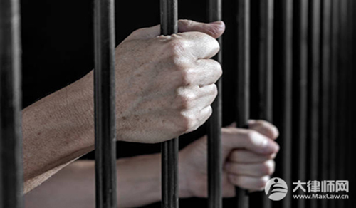 2025明星偷税漏税会坐牢吗?