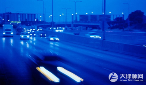 外地贷款买车可以回老家上牌吗？