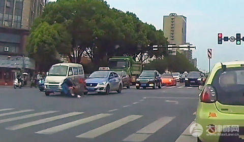 红灯过线停下来算不算闯红灯?