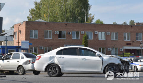 不系安全带抓拍的几率大吗?