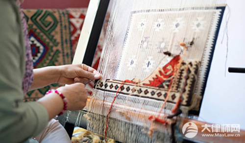 55岁以上辞退员工有补偿补偿标准是什么？