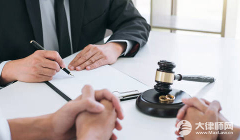 8月起施行网信部门行政处罚裁量权基准的适用规定是什么？