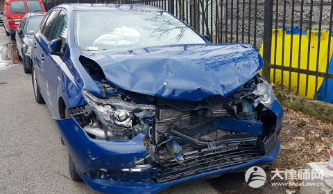 男子醉酒驾驶小客车撞伤5名骑行人员,醉酒驾驶营运车辆如何处罚？