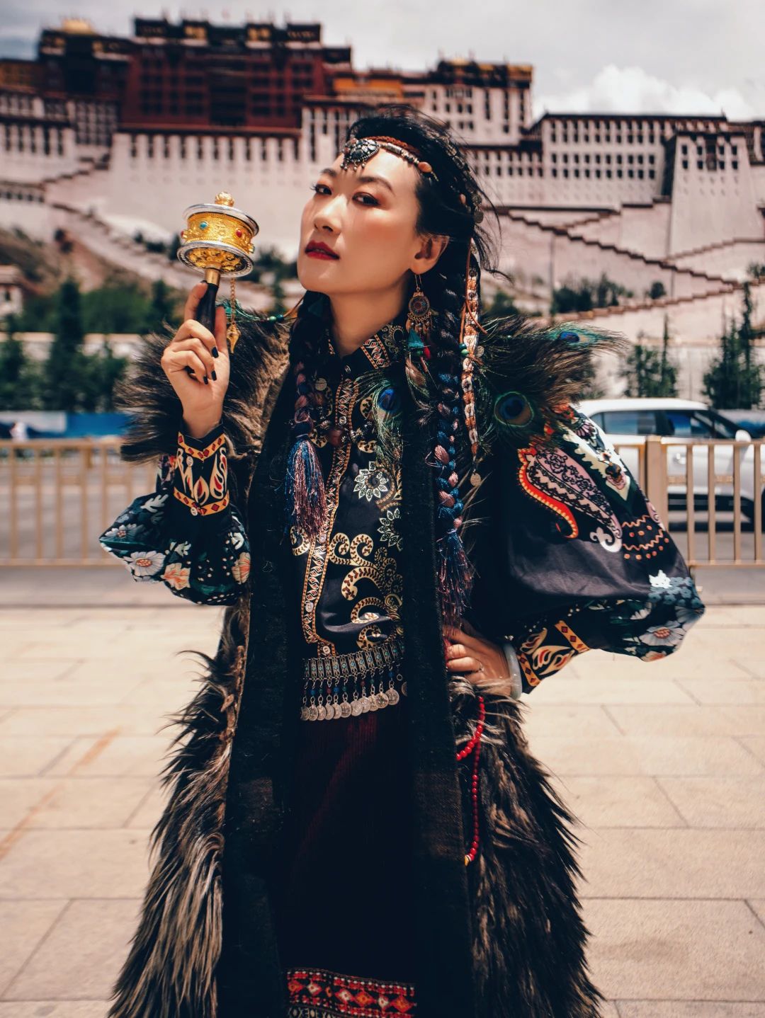 汇业人文｜祖琳琳主任走进河南广播电视台FM90.0My Radio《我的荒岛唱片》第527期，讲述6首歌曲背后的故事