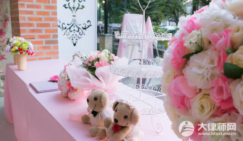 18岁结婚合法吗?