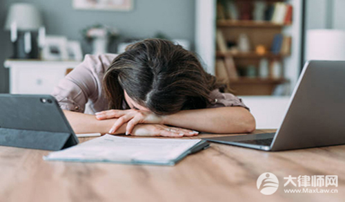 2025年出国工作需要什么手续和证件