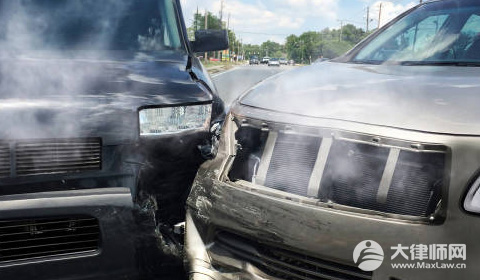 全责方一直拖着不处理多少天能起诉?