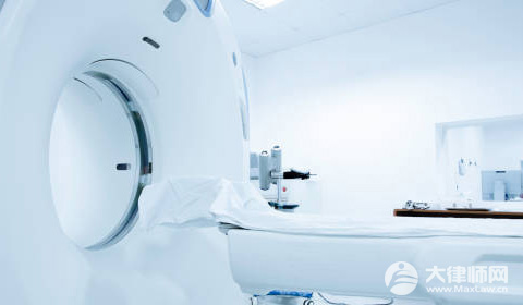 医院外请专家做手术被举报乱收费,如何界定医疗乱收费现象？