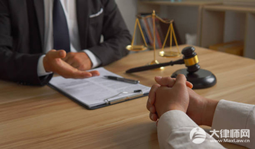 2025年工伤骨折赔偿几个月,工资怎么算?