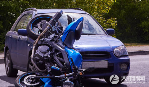 未满16岁骑电动车违法吗