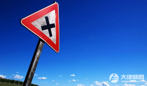 电动自行车新国标今起实施,旧车还能骑吗？