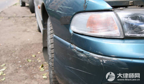 男子揣假驾照开车,连身份证也是假的会怎么处罚？