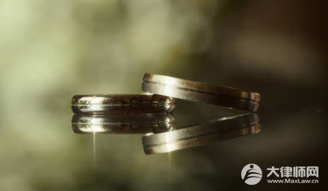 妻子常年海外陪读,丈夫离婚诉讼中恶意转移财产法院会怎么判？