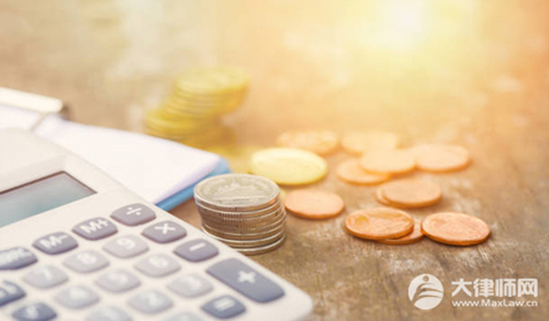 实体店买衣服不给退货违法吗?