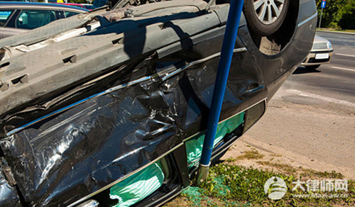 车祸事故腰椎骨折私了赔多少钱?