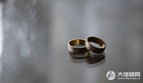 同性可以领取结婚证吗?