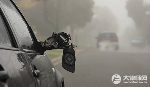 逆向行驶发生车祸怎么划分责任?