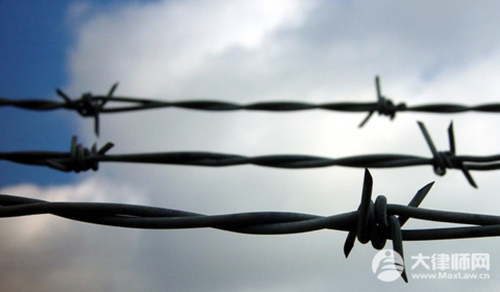 无人机职业刷机人涉嫌犯罪构成什么罪名？