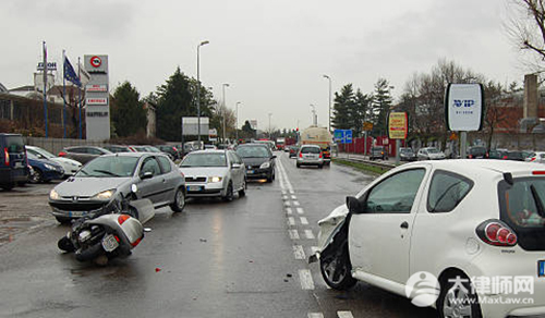 隧道超车变道怎么处罚2025最新规定