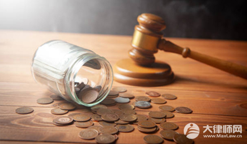 老公瞒着老婆到处贷款违法吗?