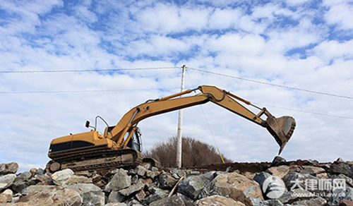 农村承包土地30年不变期间有继承权吗?