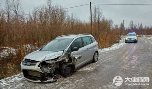 c1不满一年上高速扣几分罚款多少?