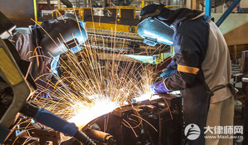 同工不同酬违反劳动法哪一条?