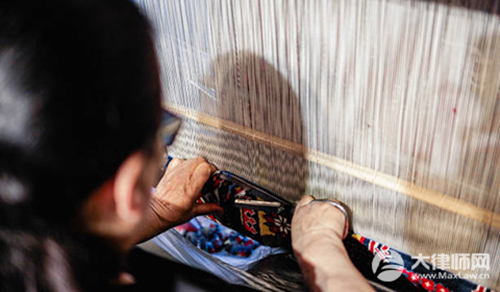 公司调岗员工不接受应该如何赔偿