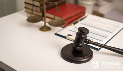 生鲜灯不能两年都关不了,使用生鲜灯违反什么法律？