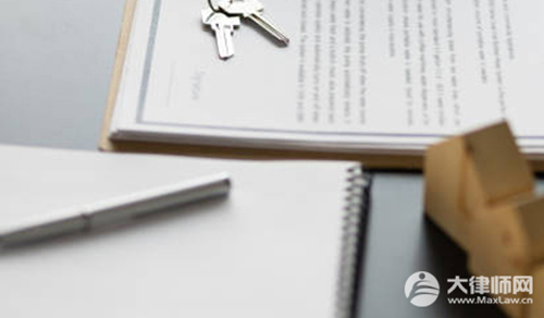 提前退房收2个月违约金合法吗?