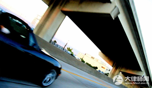 4s店上牌费500自己去能省吗?