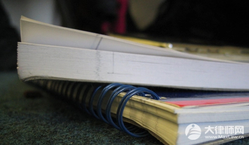 偷看手机属于侵犯隐私权吗