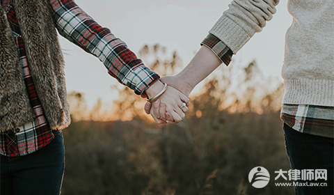 女生家暴男生违法吗