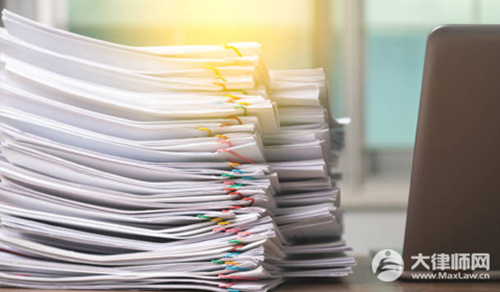 租商铺没到期就退租合法吗?