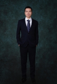 袁善涛-南宁债权债务纠纷律师照片展示