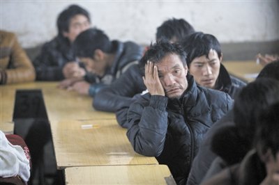 云南官方私下强行火化滑坡遇难者遗体