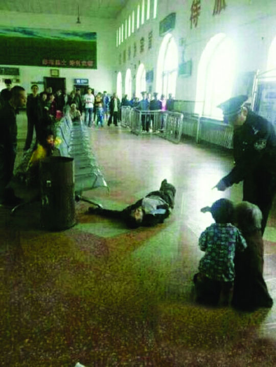 黑龙江枪击案死者曾多次上访 死后家属获救助