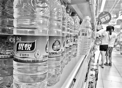 饮用水新国标正式实施 众多概念水退出市场