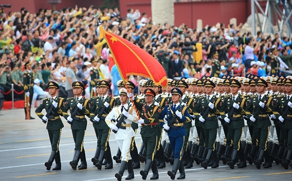 阅兵式演练现场 空中表演吸精