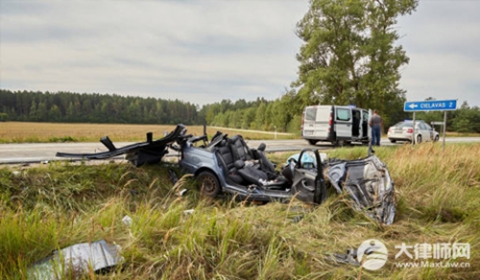 75岁老人开电动三轮车是否违法