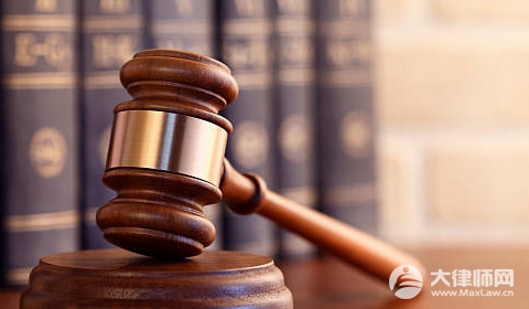 邻居把公寓走廊装修成厨房和卫生间违法吗?