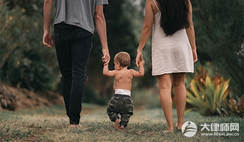 离婚后和儿子一个户口有影响吗?