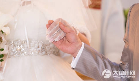 结婚是先领证还是先办婚礼？