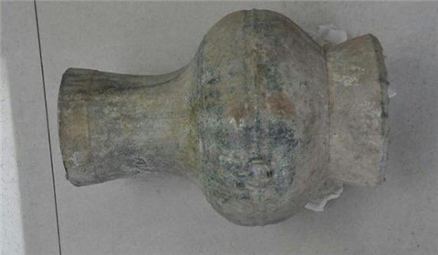 男子自学风水学和盗墓技能 盗掘18件珍贵文物