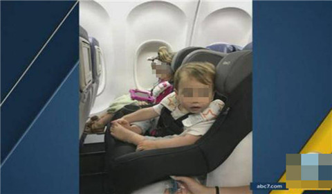 美国一航空将一家人赶下机 威胁不下飞机会坐牢