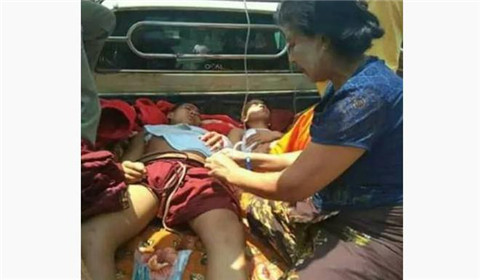 缅甸小和尚把地雷当球踢 玩了几天突然爆炸