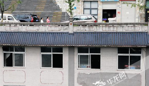 屋顶上是马路 数数重庆还有哪些神奇建筑