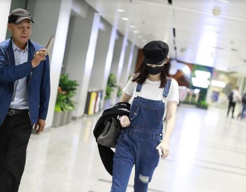 马蓉深夜吐槽机场被跟拍并讽刺王宝强 未经允许跟拍违法吗